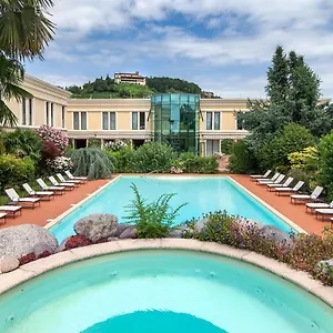 4* Hotel Touring