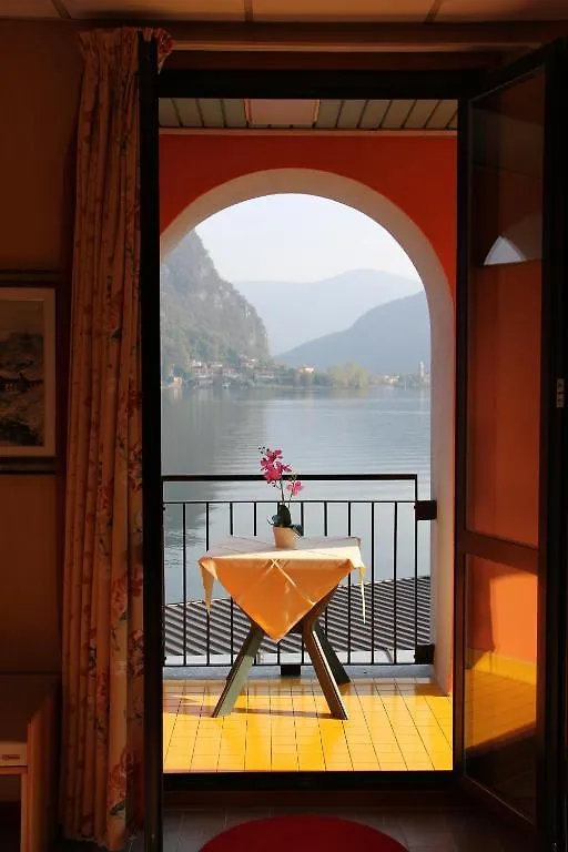 hotel socrate Lavena Ponte Tresa
