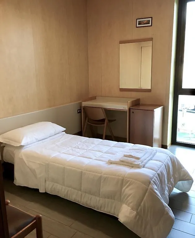 hotel socrate Lavena Ponte Tresa